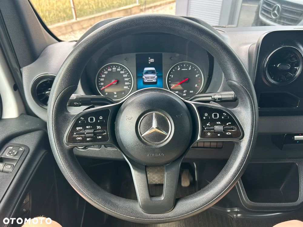 Mercedes-Benz Sprinter 516 CDI Kontener 9 palet + winda 750kg + drzwi boczne **Mbux**Klima**Automat**Super stan**Sprowadzony** - 12