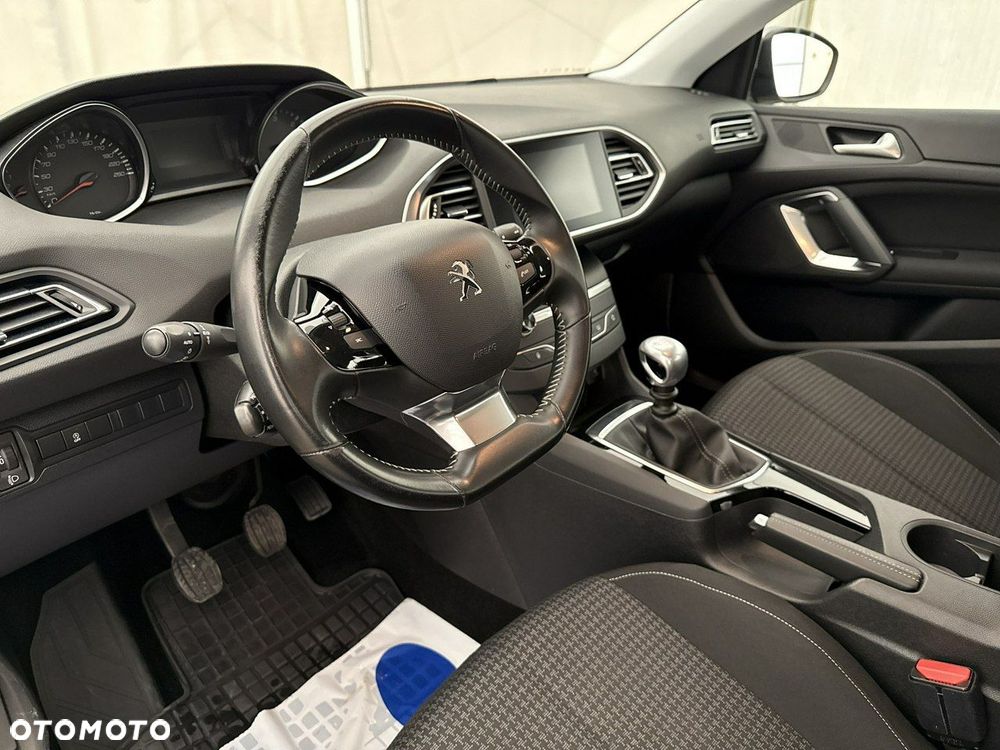 Peugeot 308 - 14