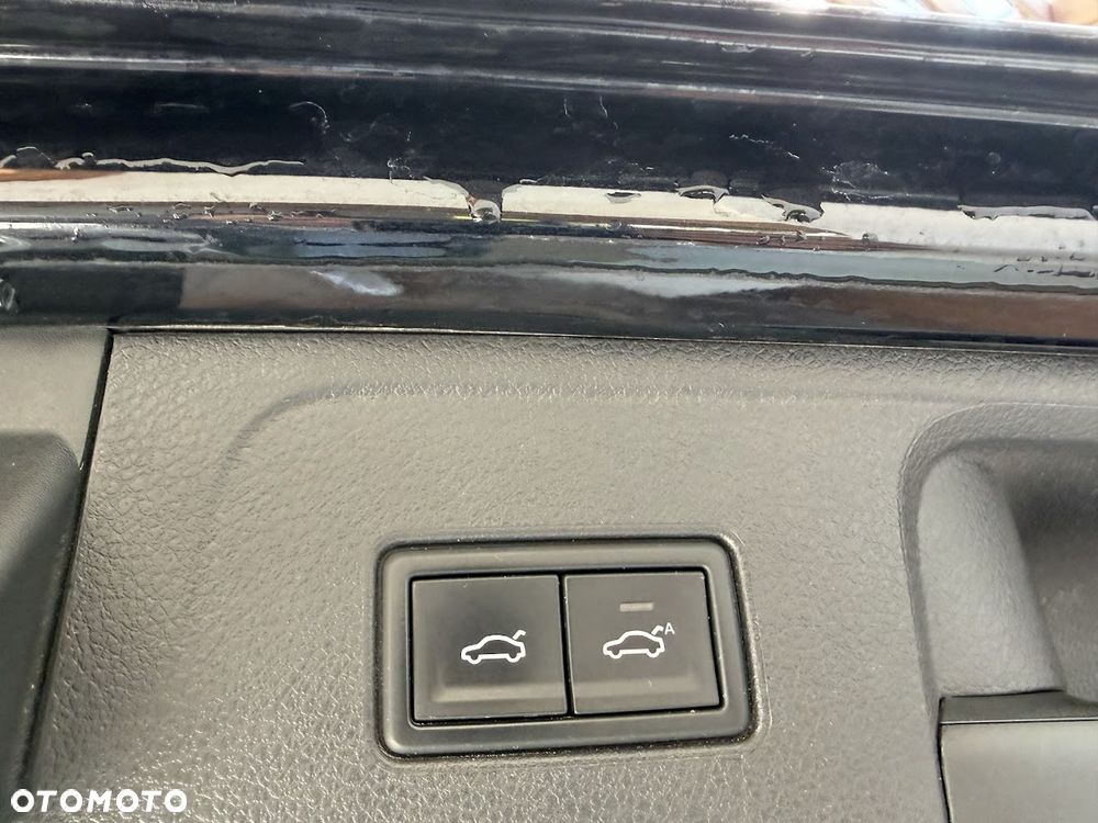 Volkswagen Passat - 30