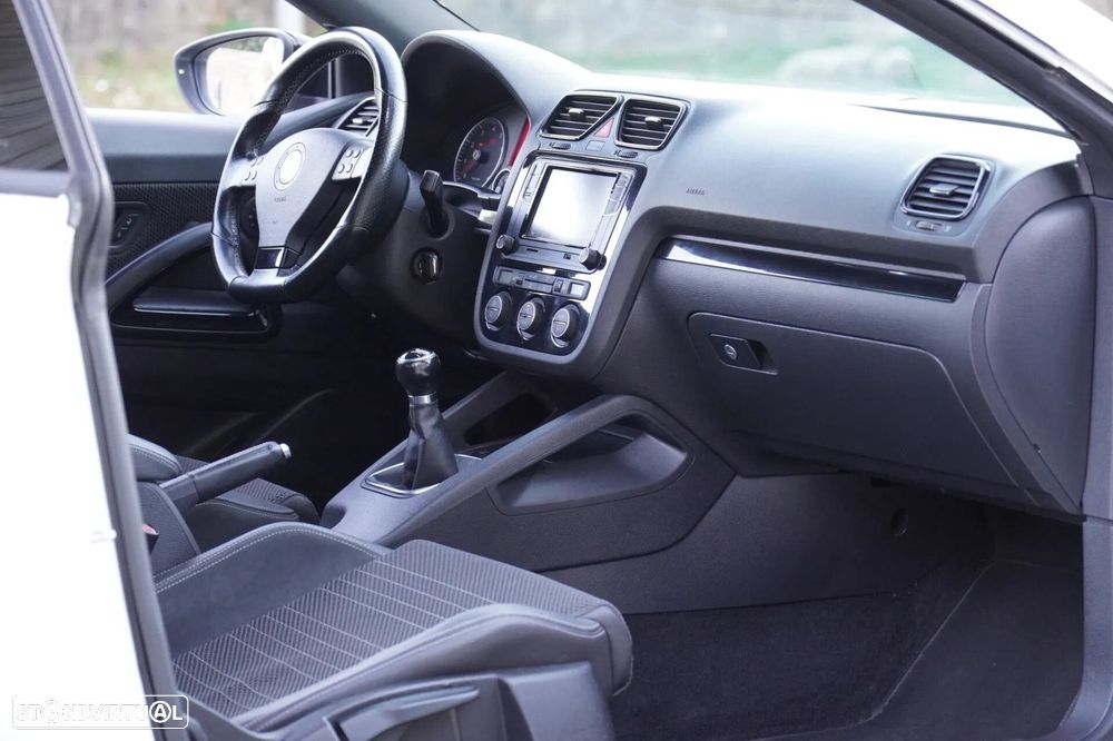VW Scirocco - 17