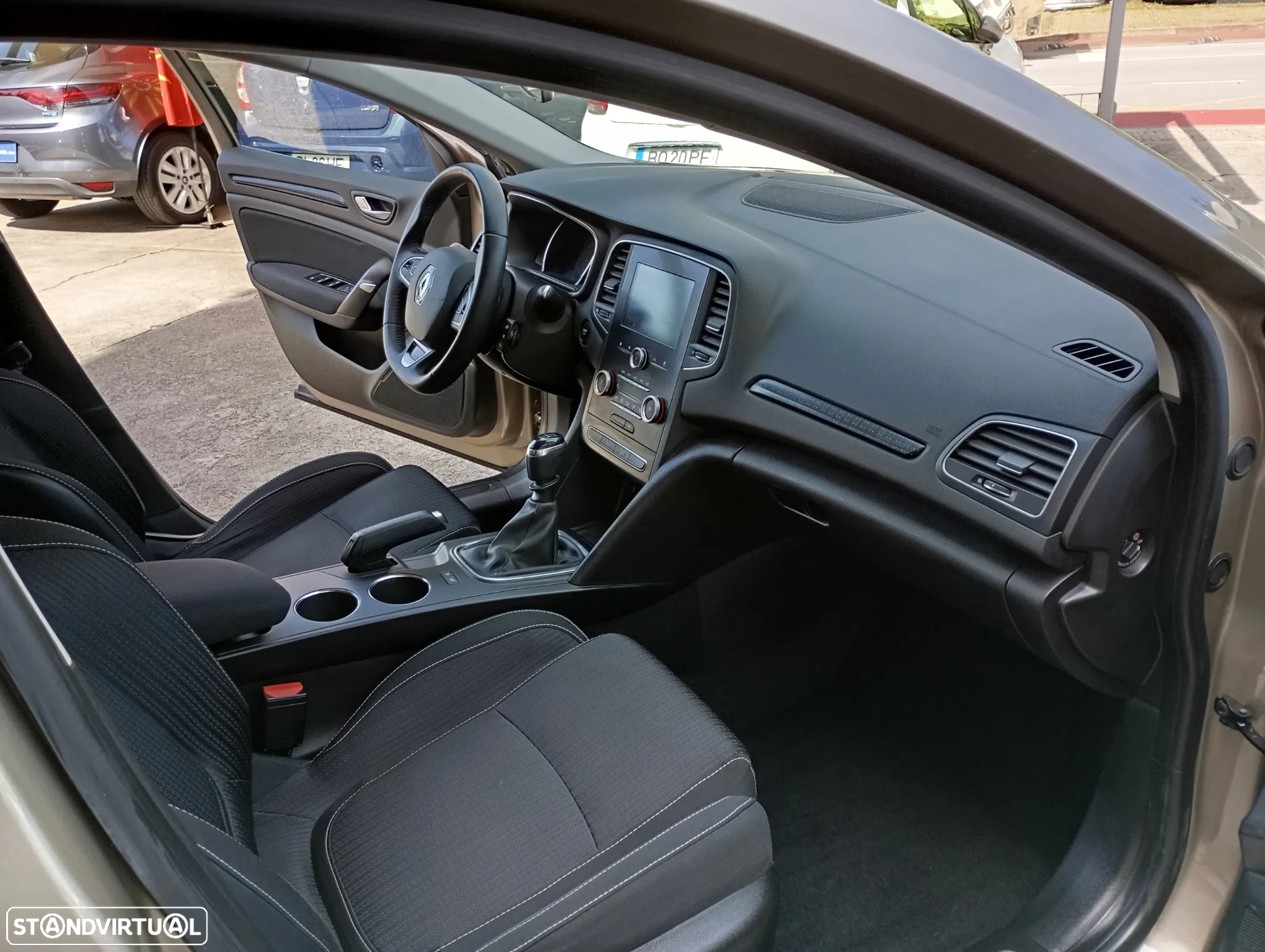Renault Mégane 1.2 TCE Limited - 12
