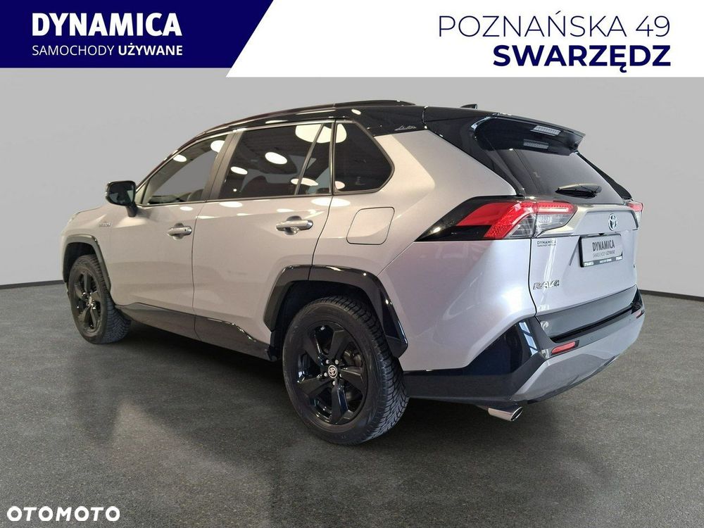 Toyota RAV4 - 6