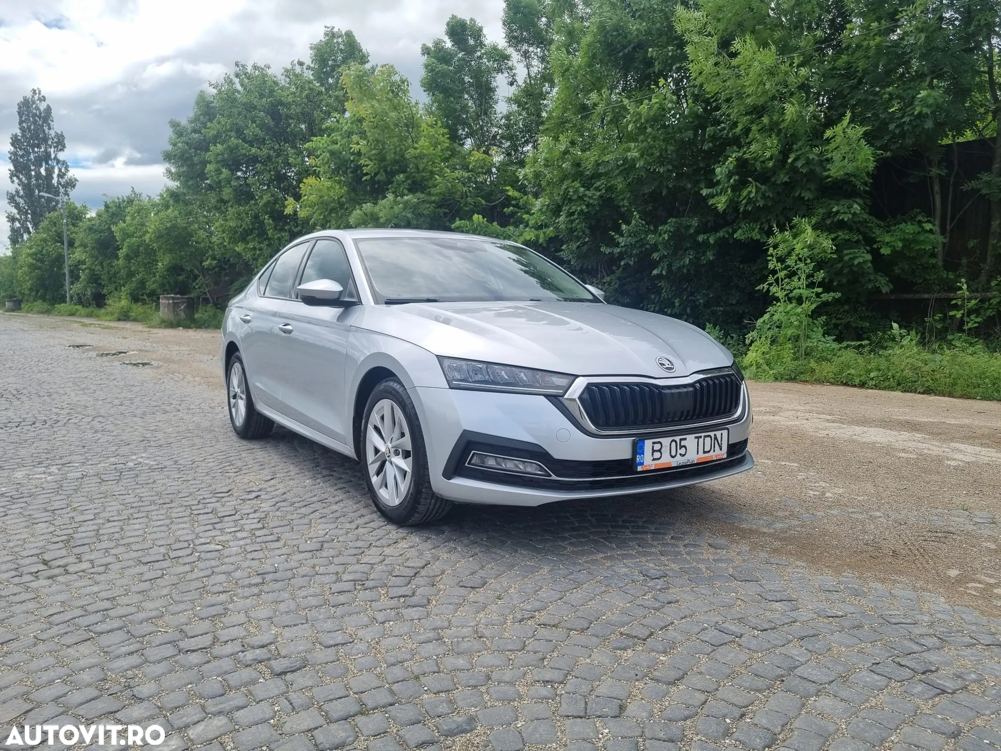 Skoda Octavia 2.0 TDI DSG Style - 22
