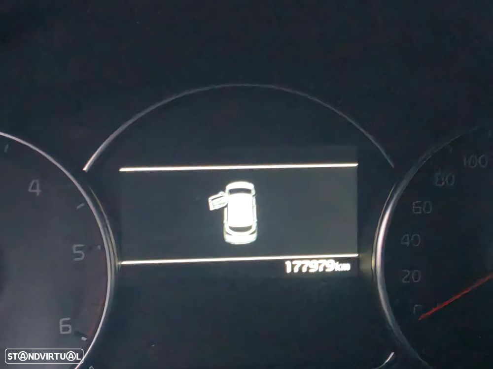 Kia Carens 1.7 CRDi ISG EX - 2