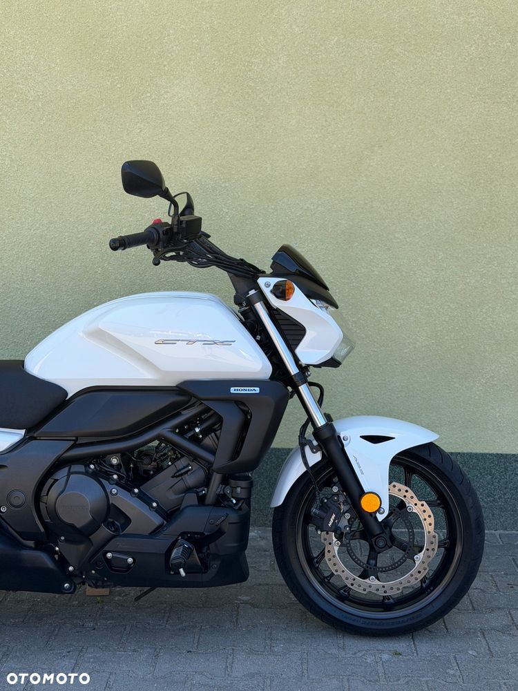 Honda CTX - 7
