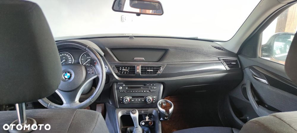 BMW X1 sDrive18d - 8