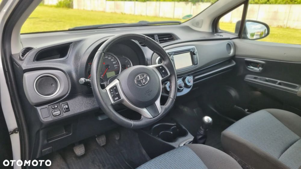 Toyota Yaris 1.0 VVT-i Style - 11