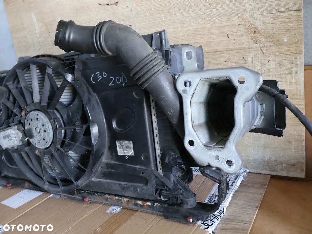VOLVO V50 C30 S40 II 1.6 2.0 D PAS PRZEDNI BELKA PRZÓD WZMOCNIENIE CZOŁOWE CHŁODNICE KOMPLET KLIMATYZACJI WODY 455-15 - 2