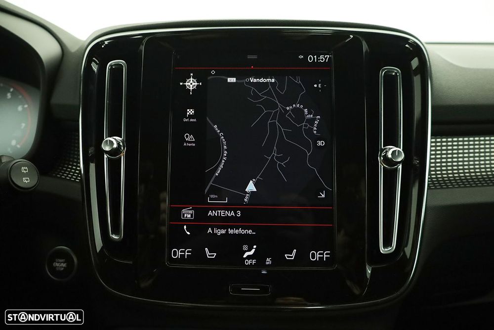 Volvo XC 40 1.5 T2 Plus Dark Auto - 11