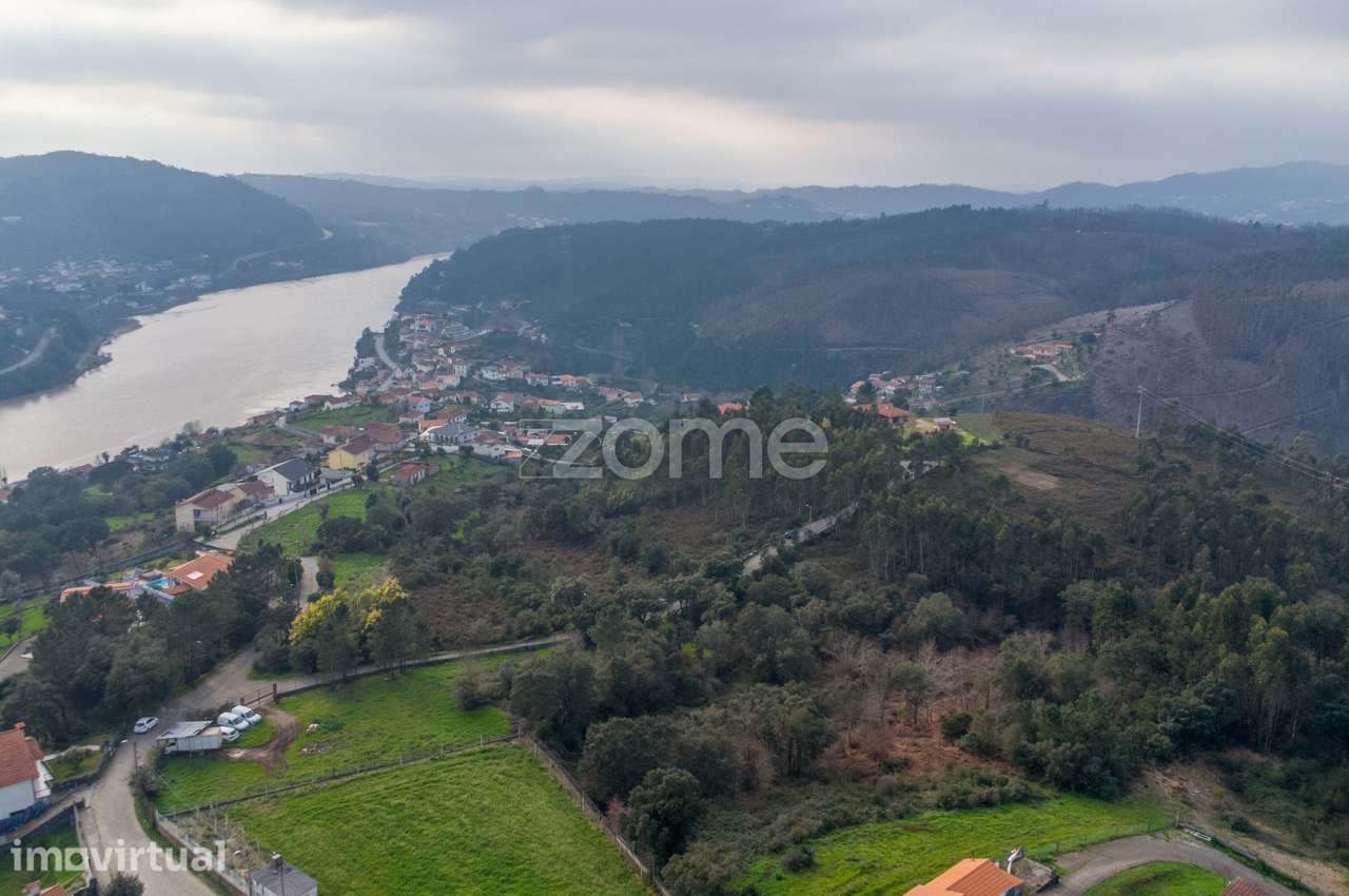 Terreno com 5.620 m2 para construção de moradias - Rio Mau, Penafiel - Grande imagem: 2/15