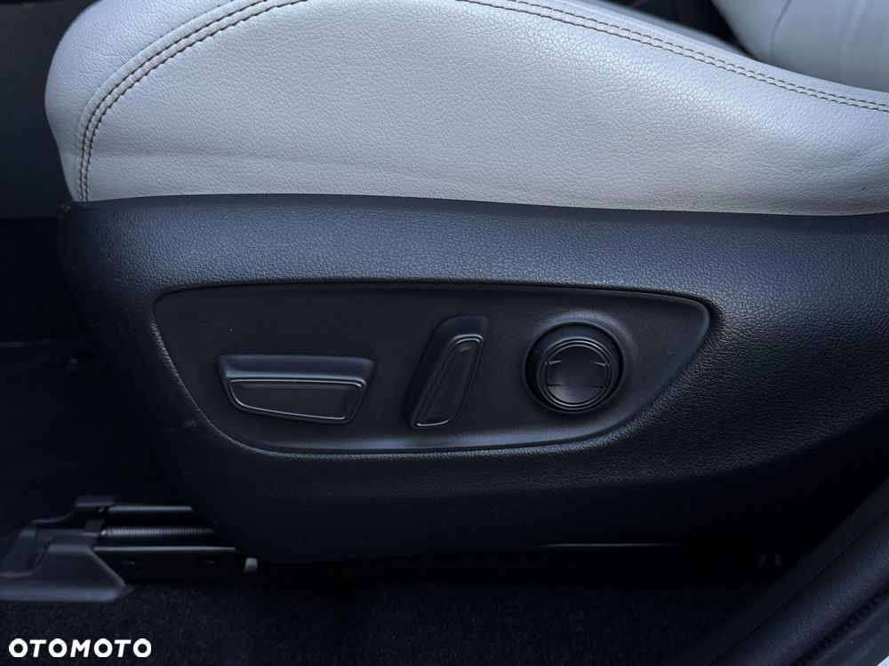 Toyota RAV4 2.5 Hybrid Executive 4x2 - 14