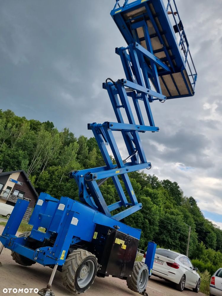 Genie Zwyżka GS-4069RT Podnośnik Nożycowy 14,5 metra jak Nowa 2017r z Norwegii 738mtg 4x4 silnik Kubota - 5