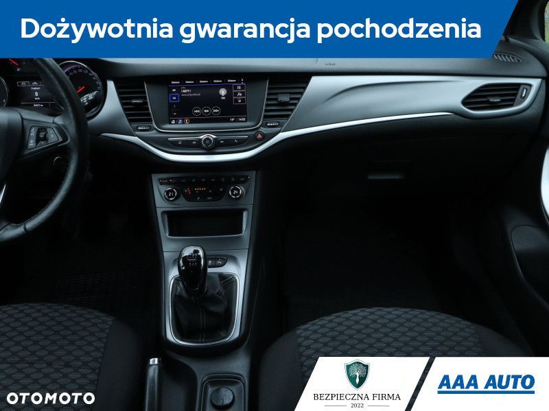 Opel Astra - 10