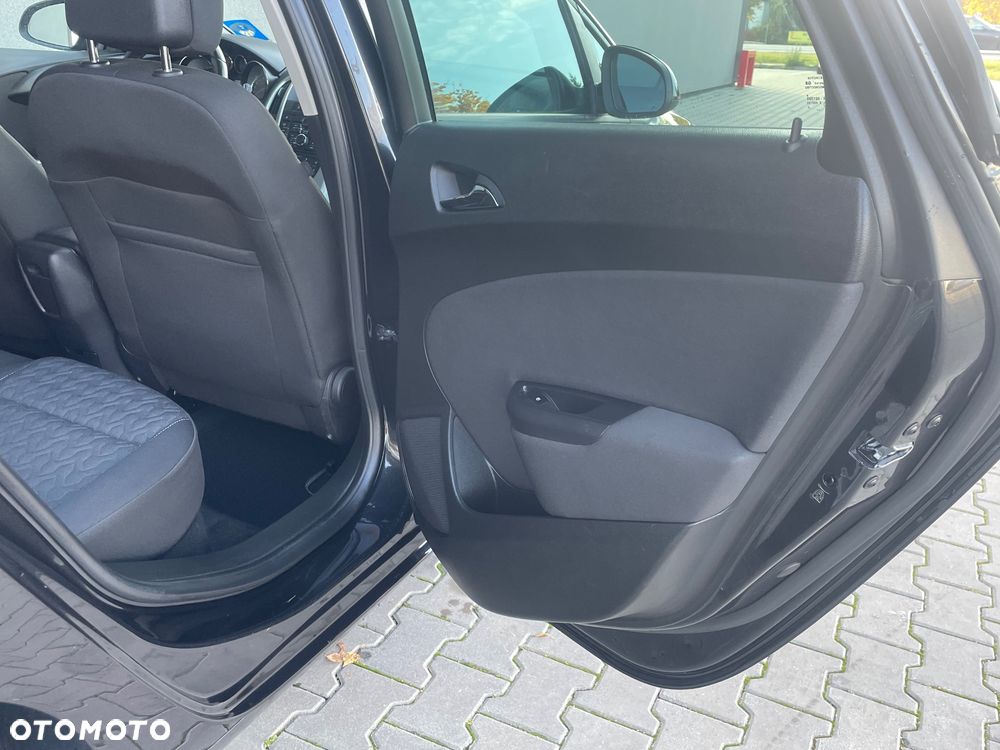 Opel Astra - 25