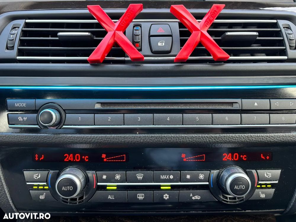 BMW Seria 5 520d - 24