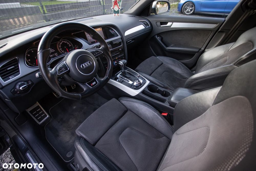 Audi A4 Avant - 29