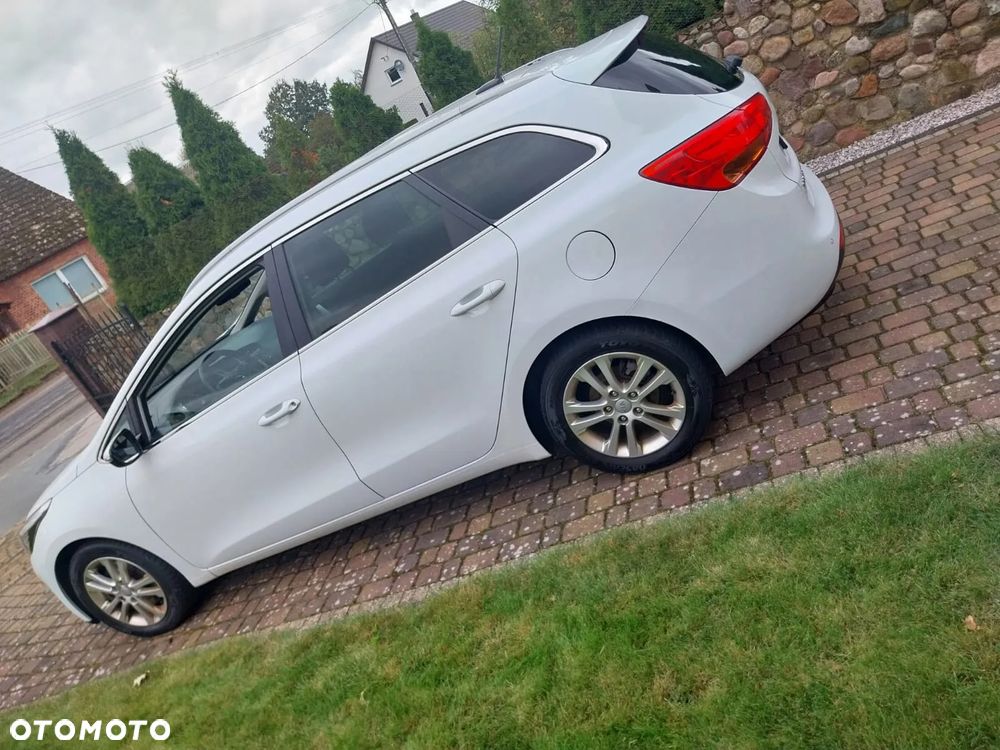 Kia Ceed - 16