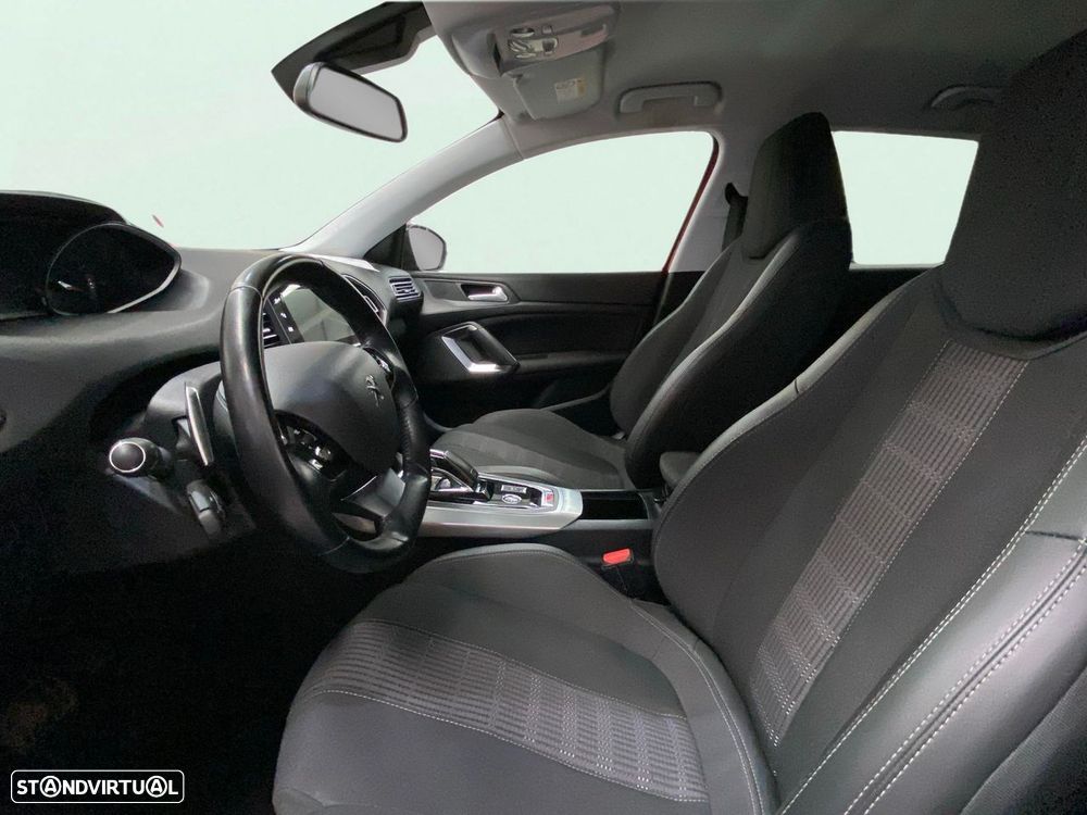 Peugeot 308 1.2 PureTech Allure EAT8 - 14