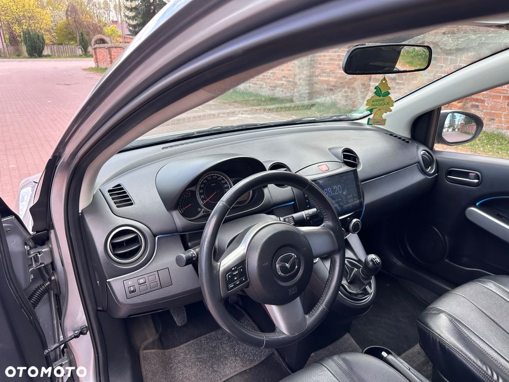 Mazda 2 1.3 Trend & Fun - 14