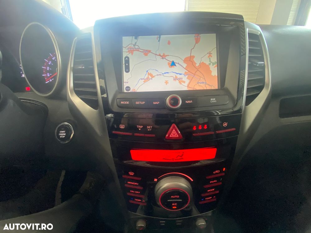 SsangYong Tivoli e-XDi 160 2WD Aut. Sapphire - 13