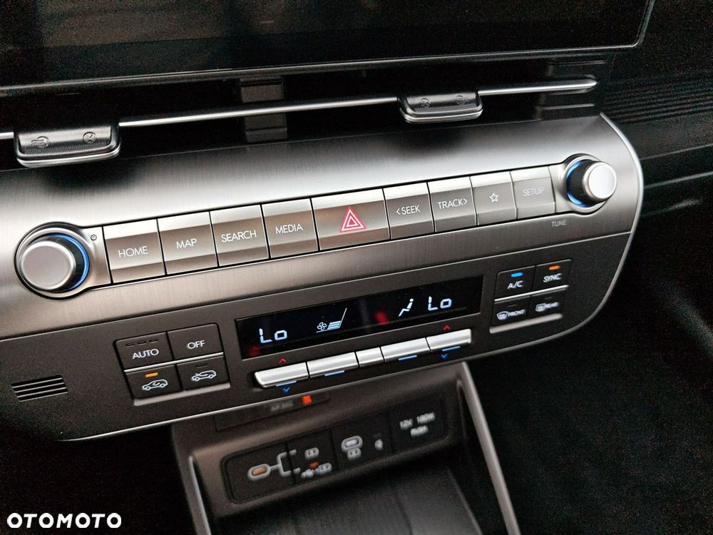Hyundai Kona - 16