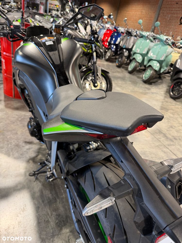 Kawasaki Z - 11