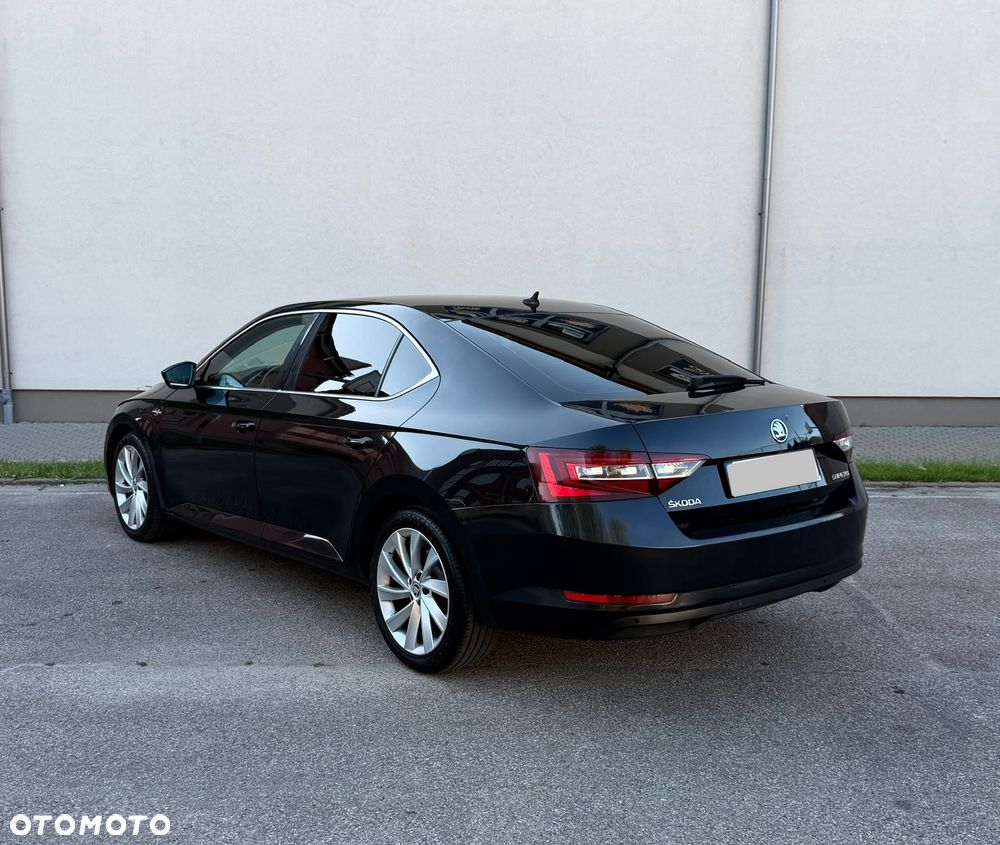 Skoda Superb 2.0 TDI L&K DSG - 4