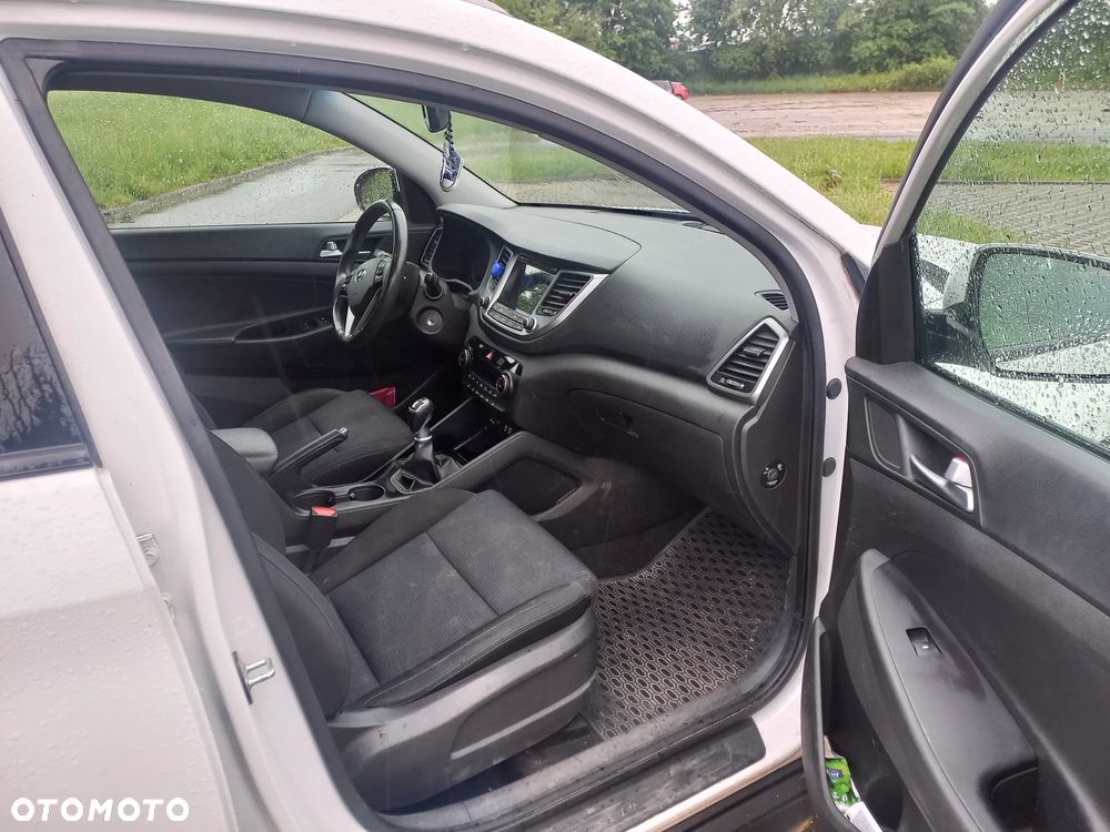 Hyundai Tucson 1.6 GDI BlueDrive Comfort 2WD - 6