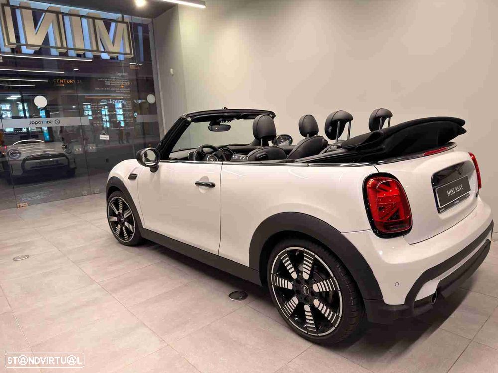 MINI Cabrio Cooper Premium Classic Auto - 7