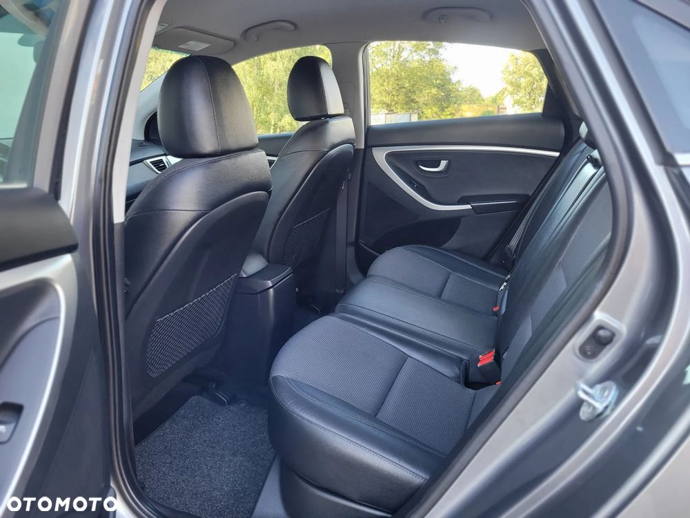 Hyundai i30 1.6 GDI DCT Premium - 20