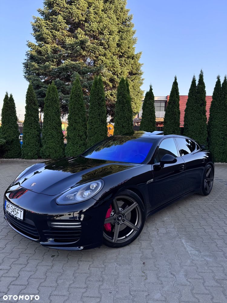 Porsche Panamera GTS - 1