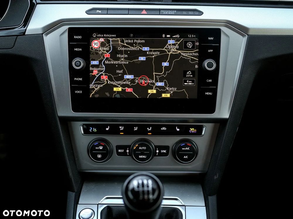 Volkswagen Passat ver-2-0-tdi-bmt-comfortline - 22