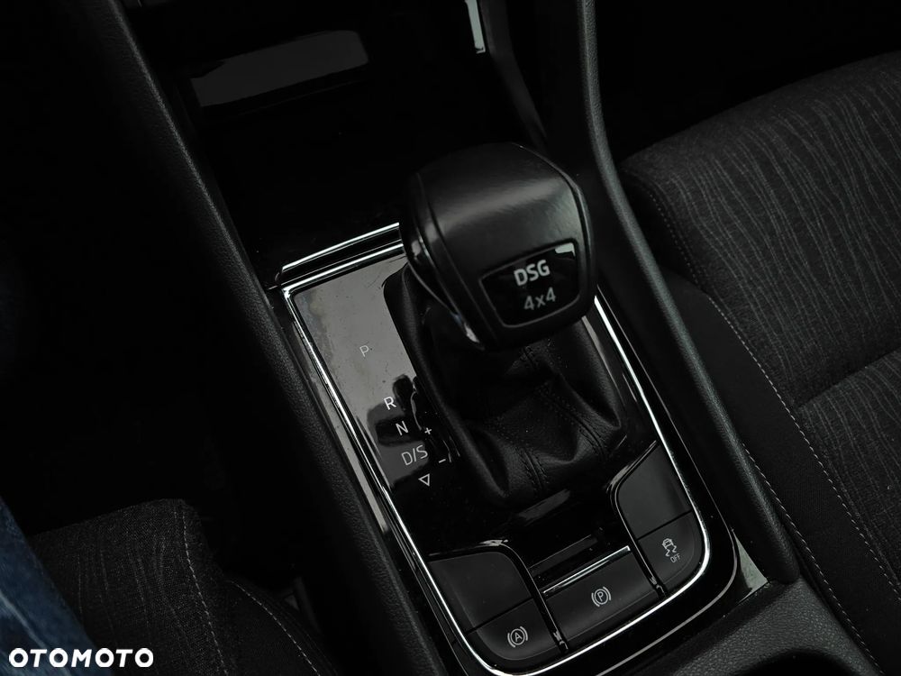 Skoda Karoq 2.0 TDI SCR 4x4 DSG Style - 20