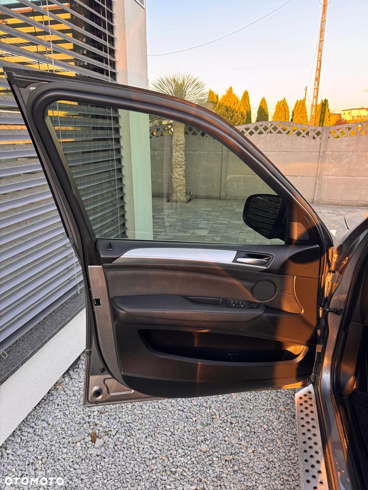 BMW X5 xDrive35d - 10