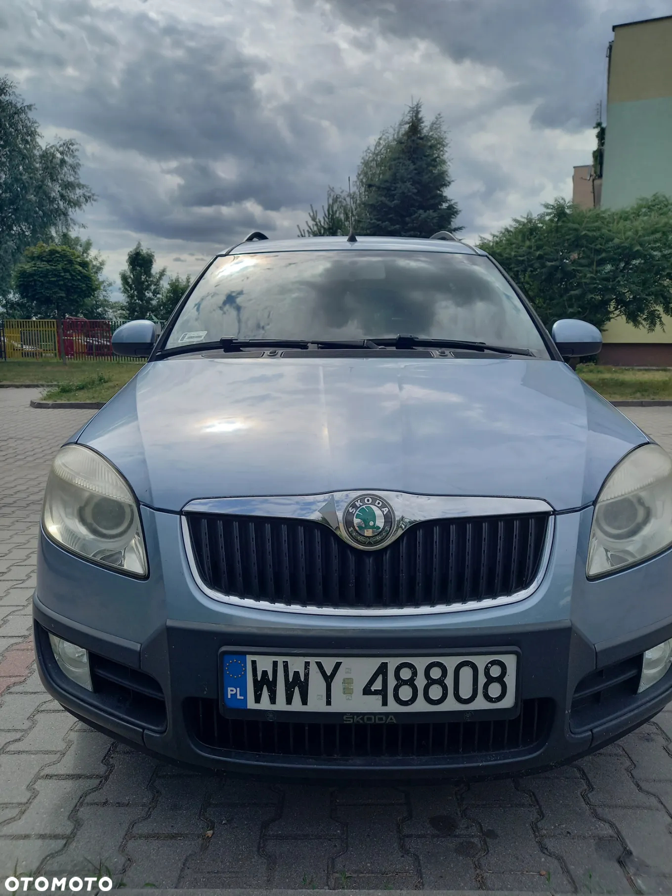 Skoda Roomster 1.6 16V Scout - 4