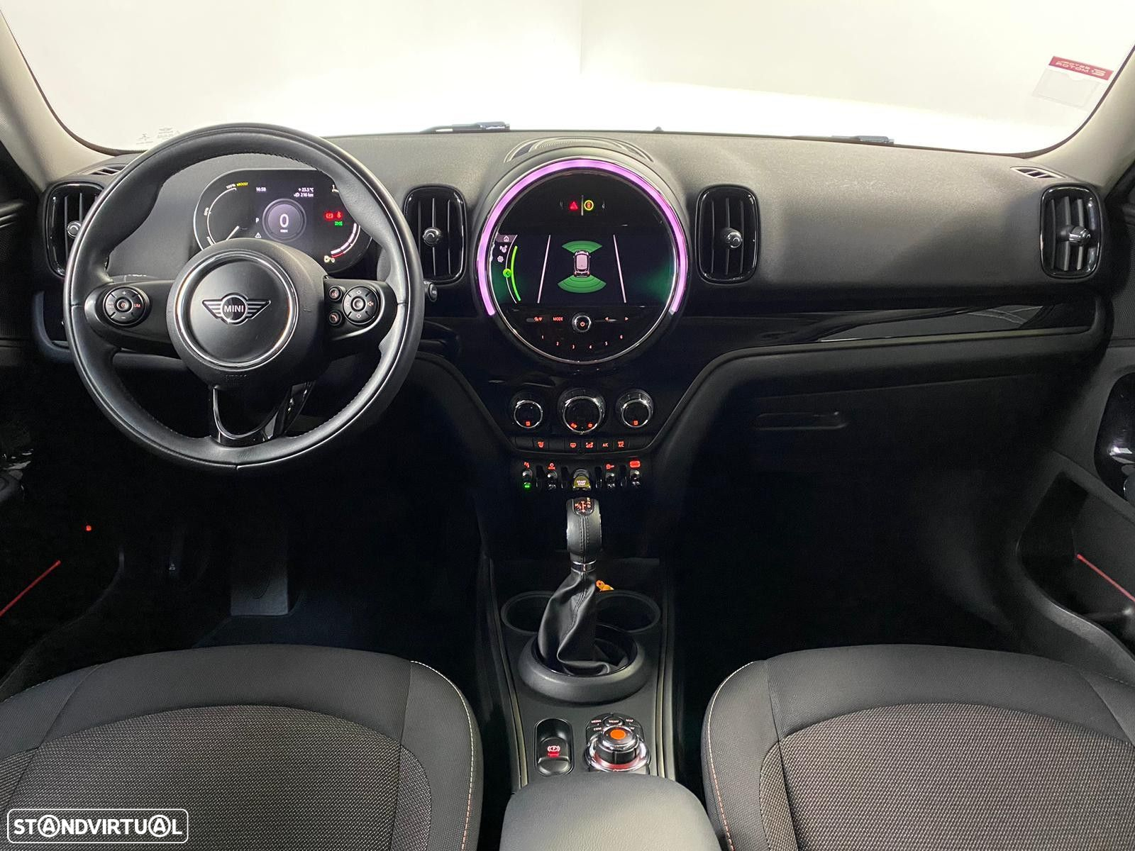 MINI Countryman Cooper SE ALL4 Auto - 8