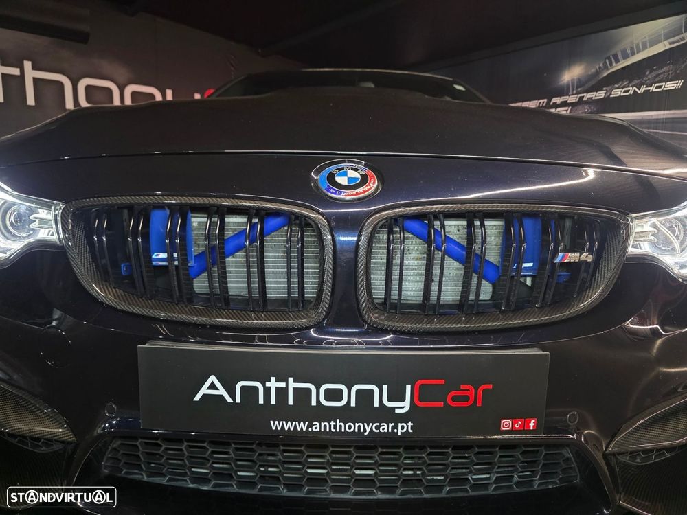 BMW M4 - 55