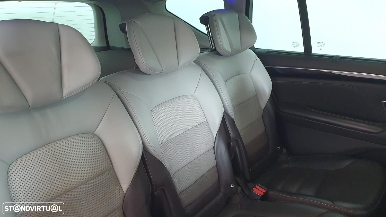 Renault Espace 1.6 dCi Initiale Paris EDC - 22