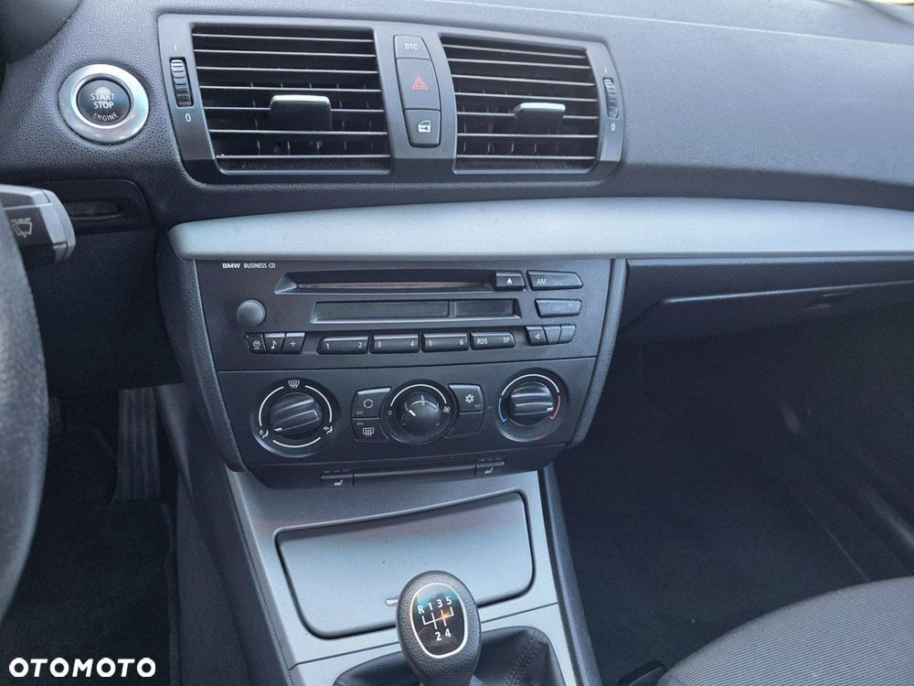 BMW Seria 1 116i - 9