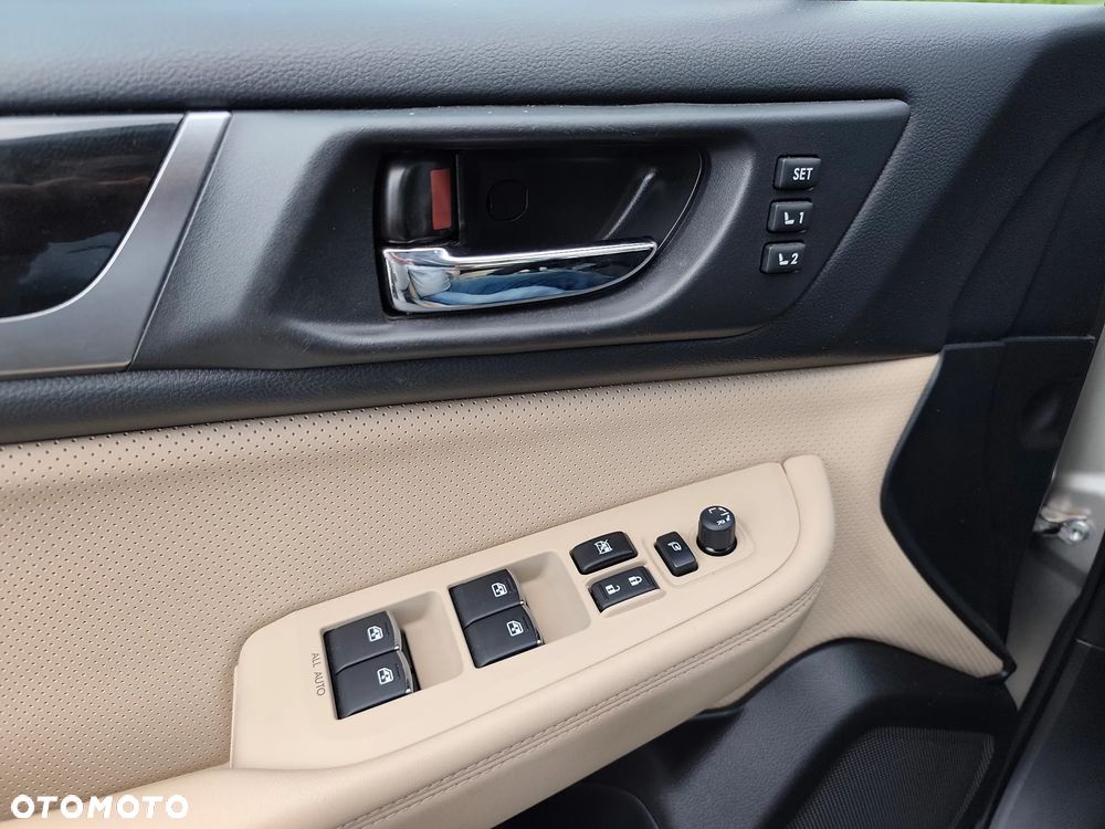 Subaru Outback 2.0D Exclusive Lineartronic - 30