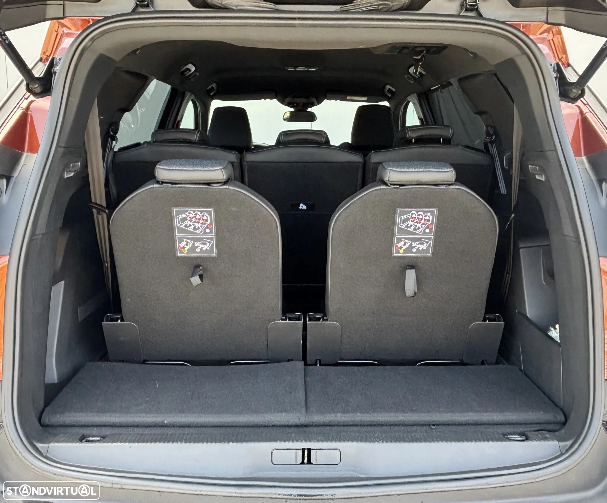 Peugeot 5008 1.5 BlueHDi Allure Pack EAT8 - 40