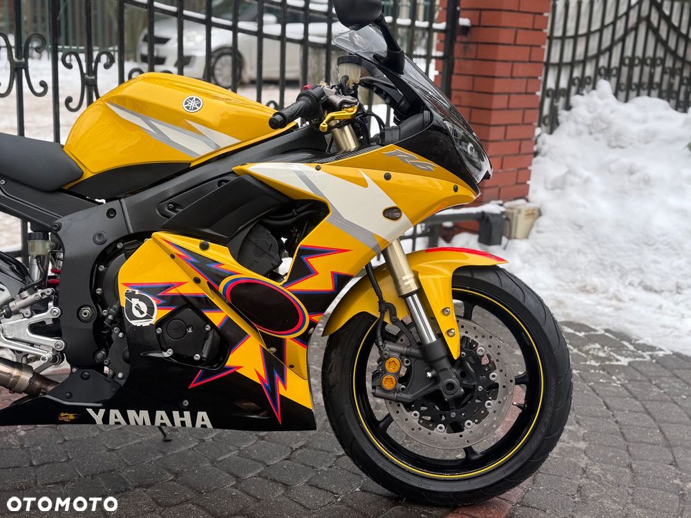 Yamaha YZF - 10