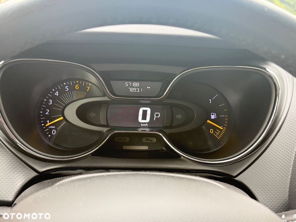 Renault Captur TCe 120 EDC Helly Hansen - 13