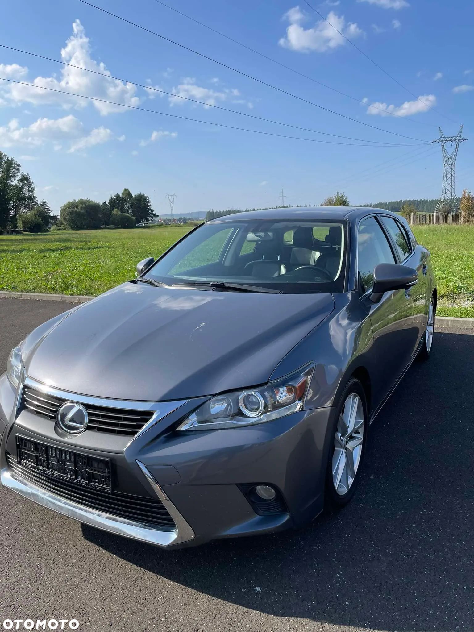 Lexus CT - 1