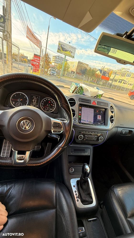 Volkswagen Tiguan 2.0 TDI 4Motion DSG Sport & Style - 17