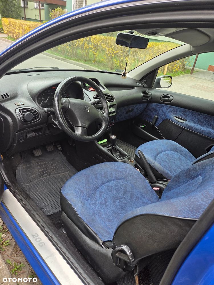 Peugeot 206 - 3