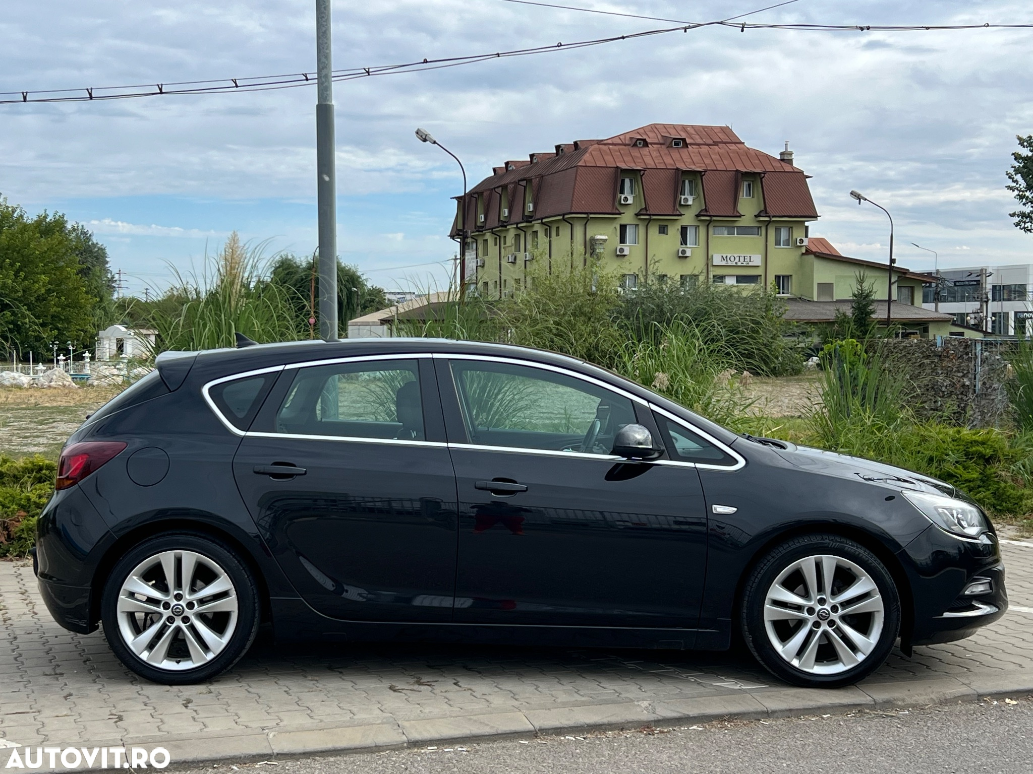 Opel Astra 1.4 Turbo Edition Sport - 11