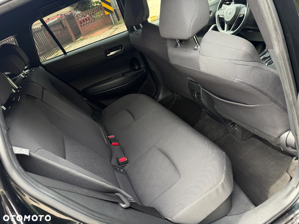 Toyota Corolla Cross 2.0 Hybrid Comfort - 34