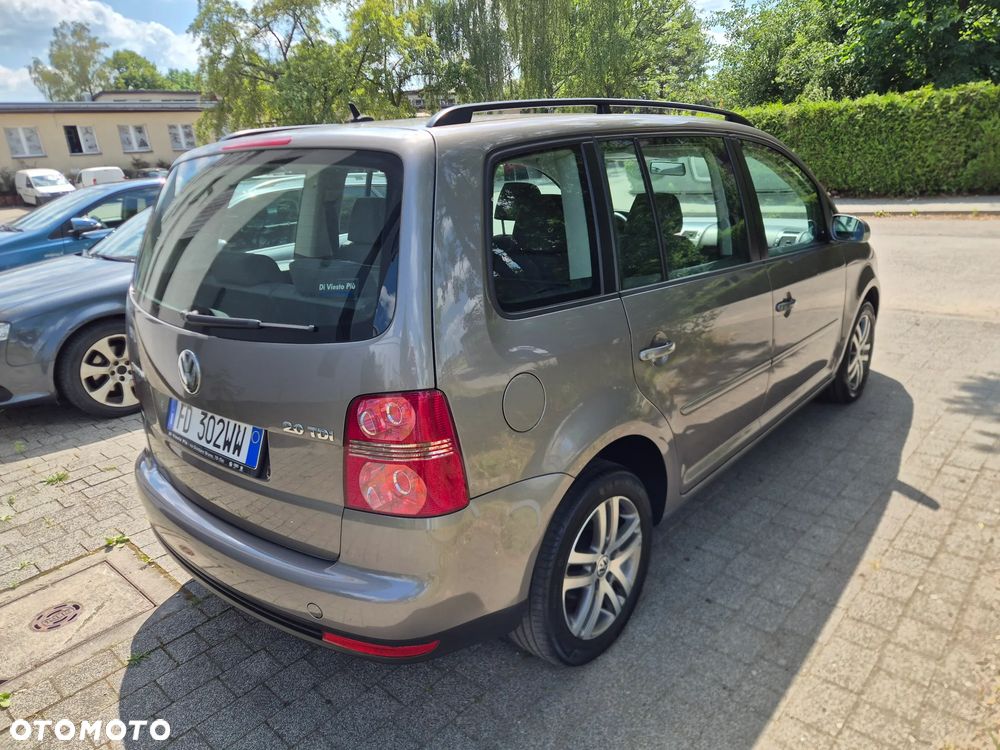 Volkswagen Touran 2.0 TDI DPF Trendline - 1