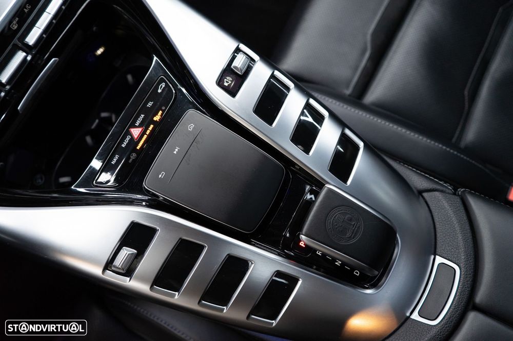 Mercedes-Benz AMG GT 53 4Matic+ - 37